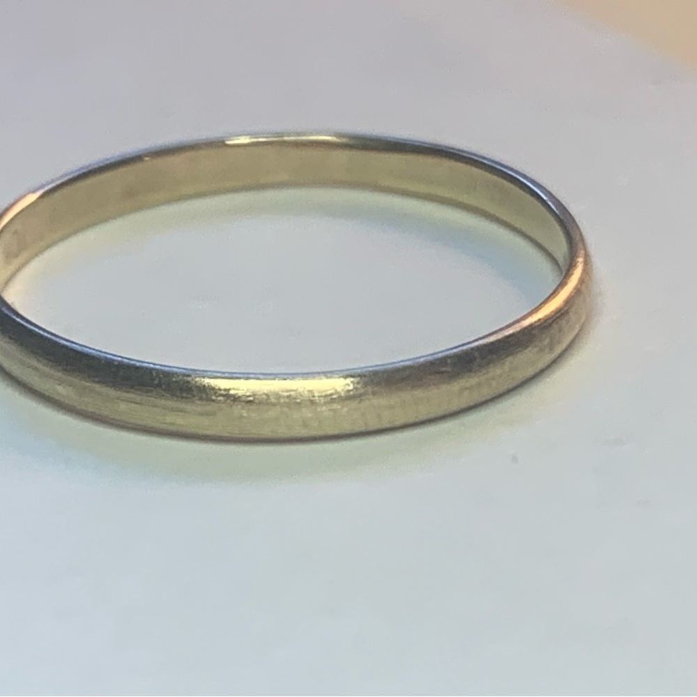Simple Solid 10kt Gold Ring. Marked And Tested. - image 1
